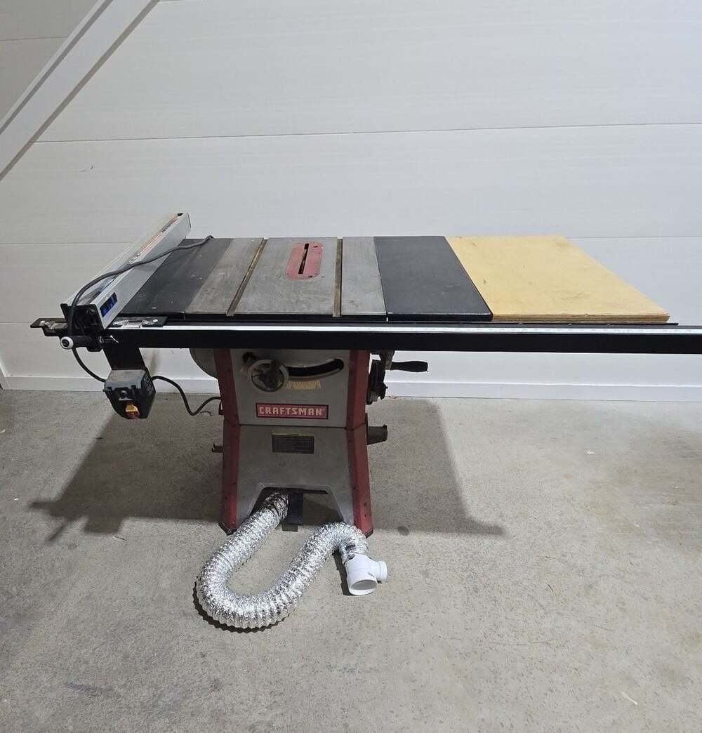 Craftsman 10 Inch Cast Iron Table Saw With Delta T-Square Fence